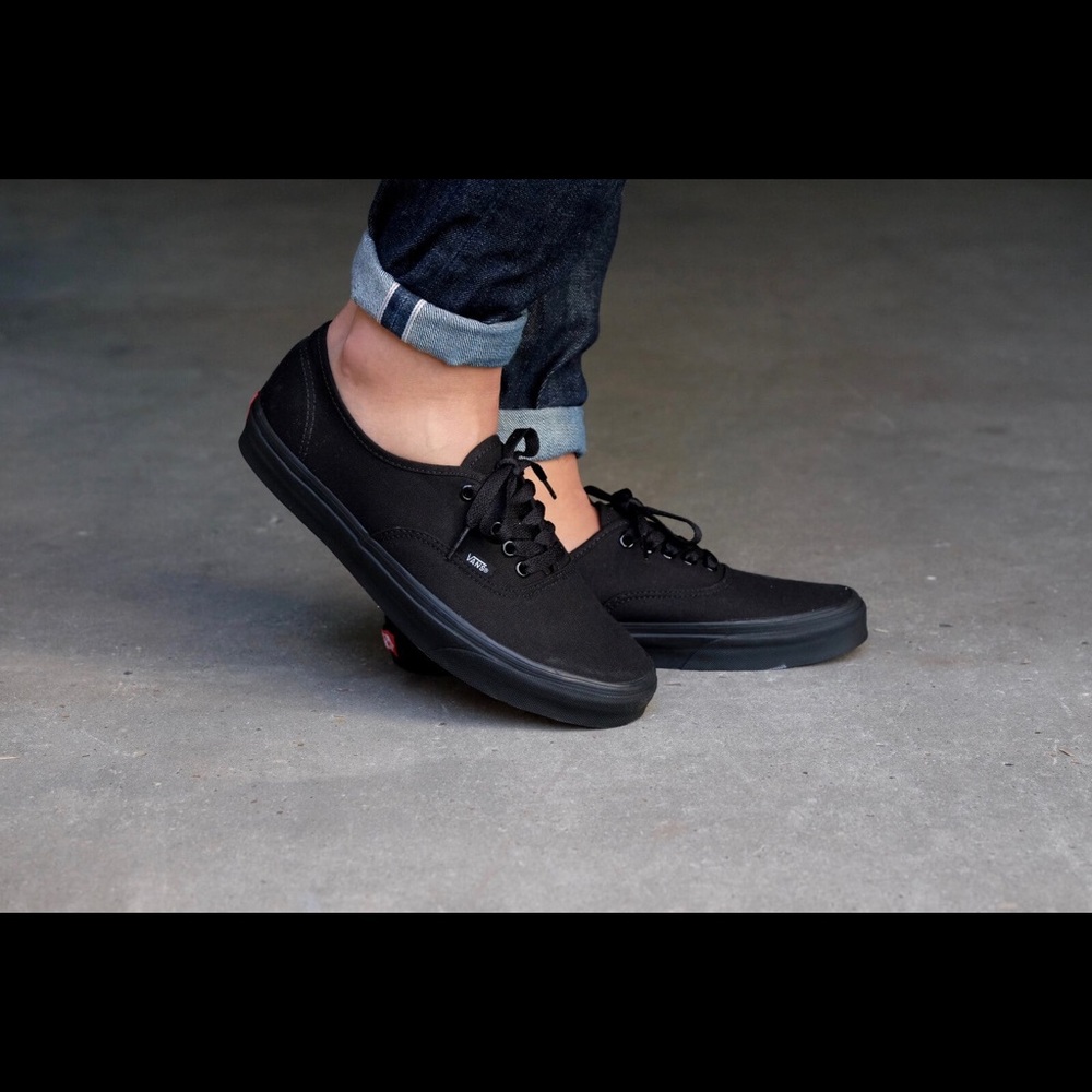 Black Vans Sneakers